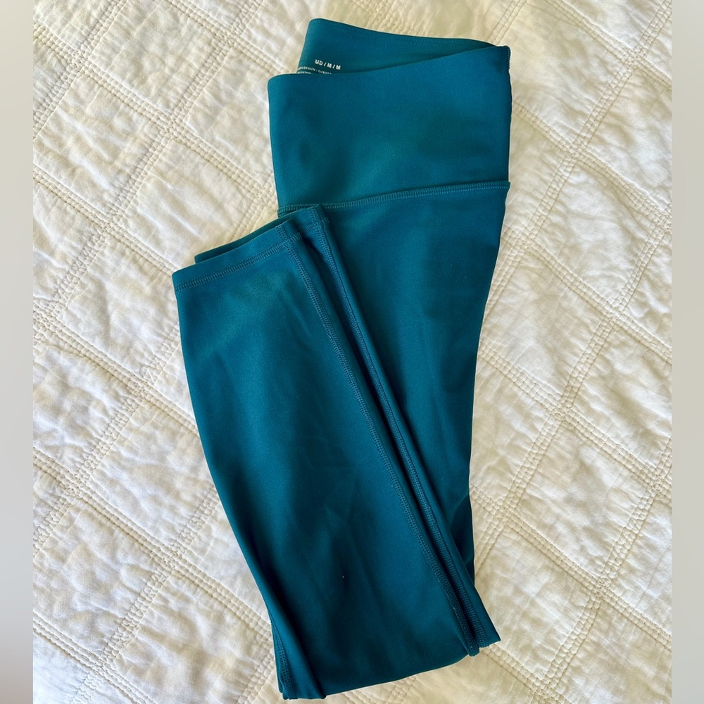 Under Armour Teal Ankle Leggings with Side Pocket